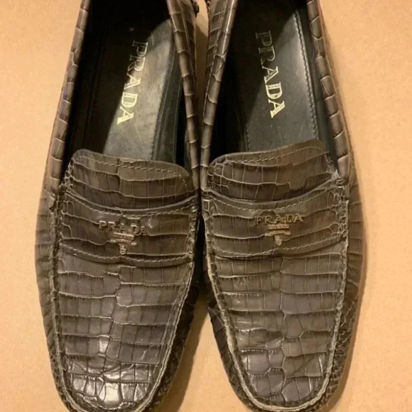 COPY - PRADA DRIVERS LOAFER - Picture 1 of 12